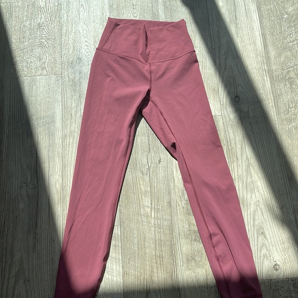 Lululemon Wunder Train 25 Size 4 - Picture 3 of 4